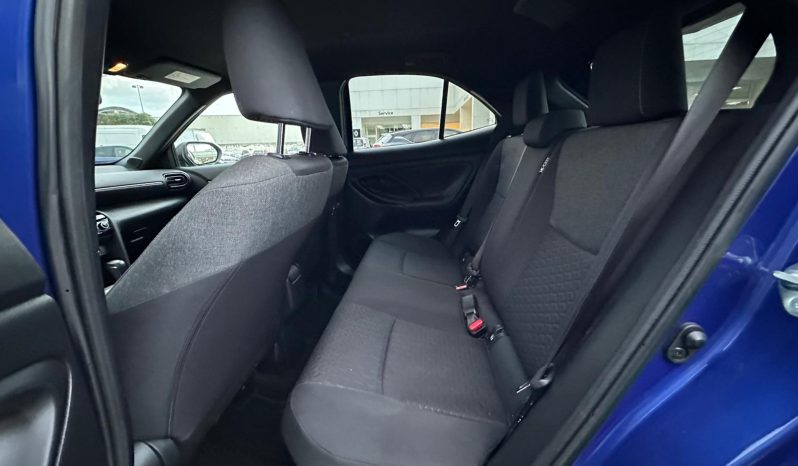 TOYOTA YARIS CROSS TREND HYBRID – DARK BLUE pieno