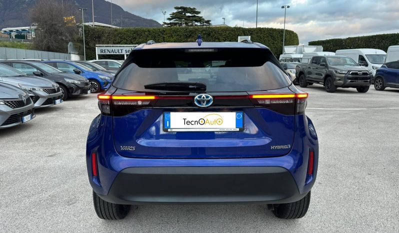 TOYOTA YARIS CROSS TREND HYBRID – DARK BLUE pieno