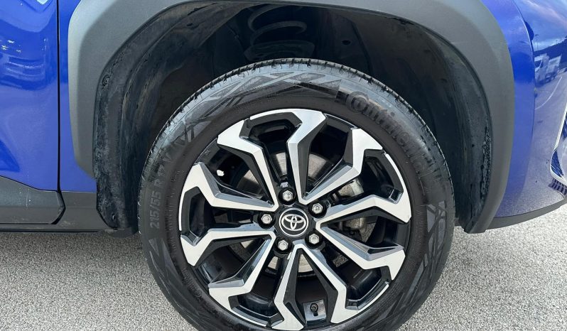 TOYOTA YARIS CROSS TREND HYBRID – DARK BLUE pieno