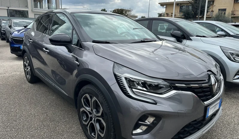 RENAULT CAPTUR TECHNO HYBRID USATO AVELLINO NOLA pieno