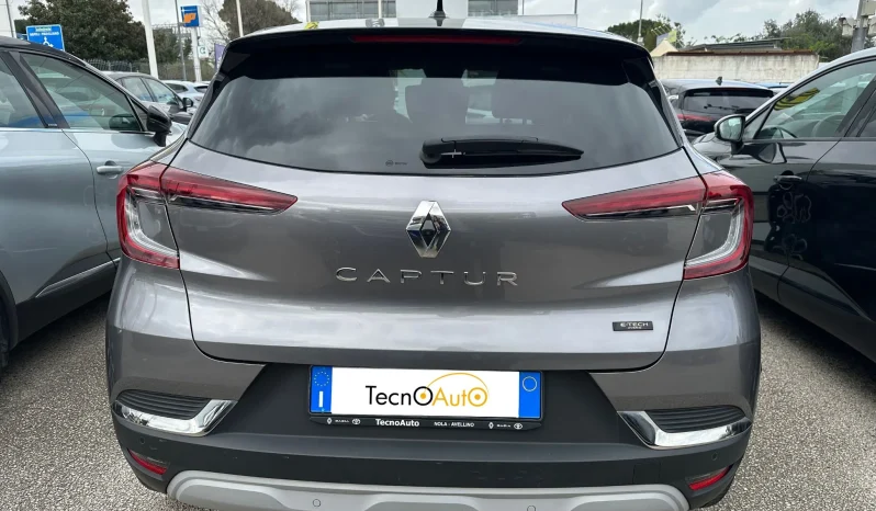 RENAULT CAPTUR TECHNO HYBRID USATO AVELLINO NOLA pieno