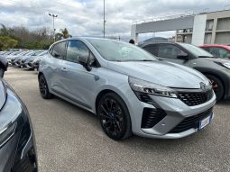 RENAULT CLIO ALPINE FULL HYBRID USATA AVELLINO NOLA pieno