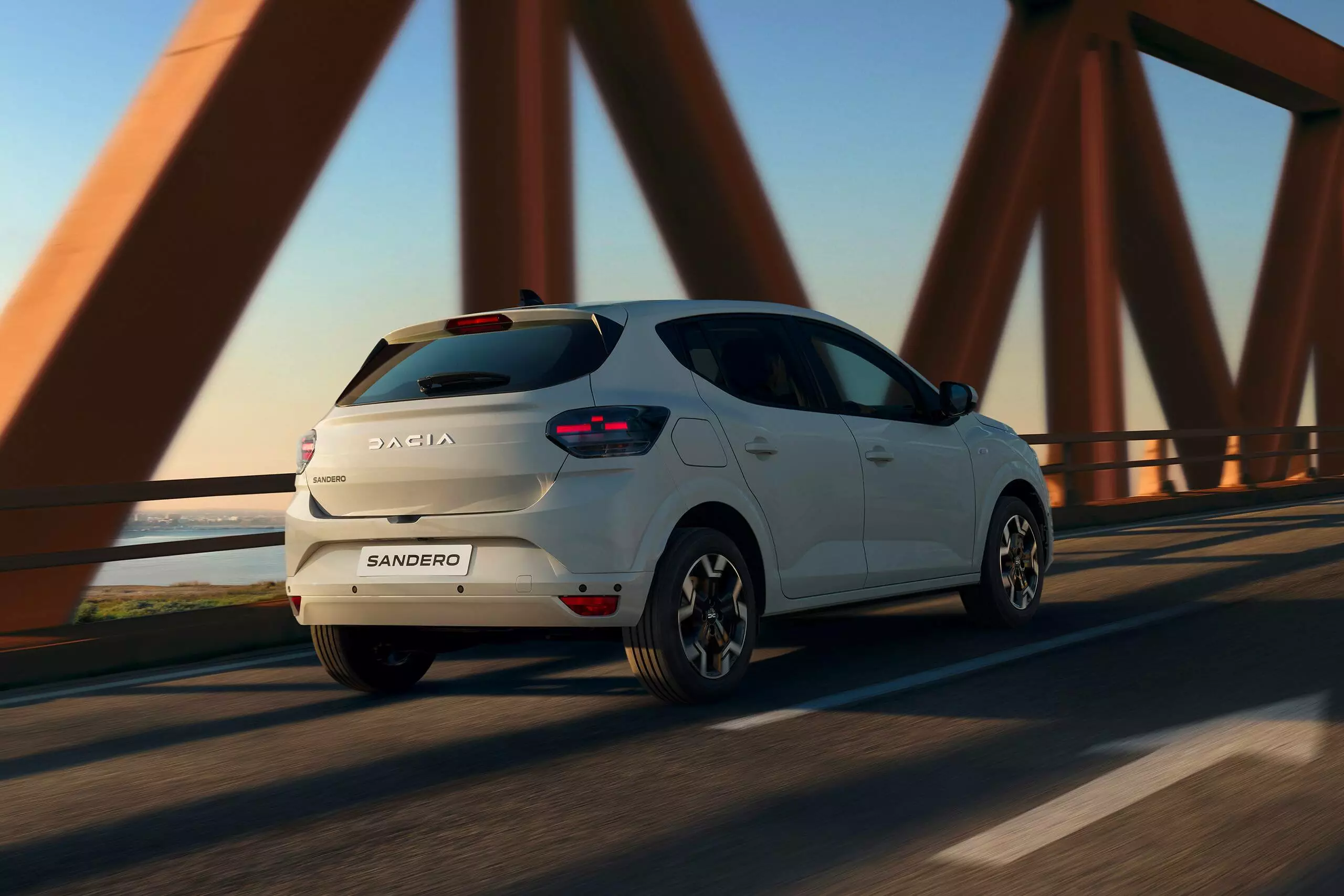 Vista posteriore Dacia Sandero Streetway