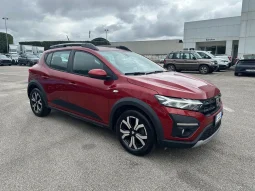 DACIA SANDERO STEPWAY ROSSO GPL USATO NOLA AVELLINO pieno