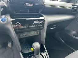 TOYOTA YARIS CROSS ADVENTURE BRONZE USATO NOLA AVELLINO pieno