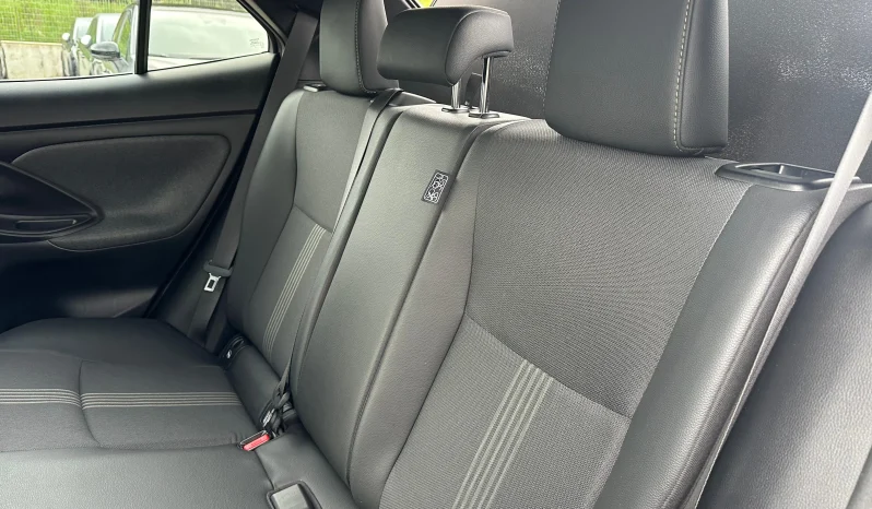 TOYOTA YARIS CROSS ADVENTURE BRONZE USATO NOLA AVELLINO pieno