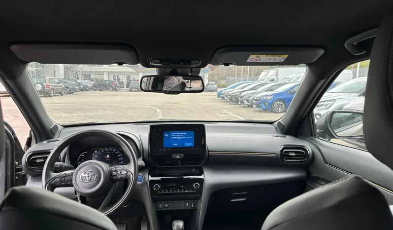 TOYOTA YARIS CROSS ADVENTURE BRONZE USATO NOLA AVELLINO pieno