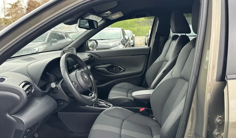 TOYOTA YARIS CROSS ADVENTURE BRONZE USATO NOLA AVELLINO pieno