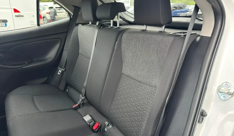 TOYOTA YARIS CROSS ACTIVE HYBRID USATO NOLA AVELLINO pieno