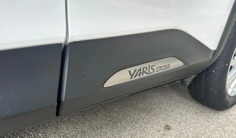 TOYOTA YARIS CROSS ACTIVE HYBRID USATO NOLA AVELLINO pieno
