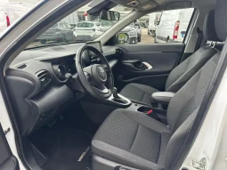 TOYOTA YARIS CROSS ACTIVE HYBRID USATO NOLA AVELLINO pieno