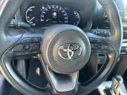 TOYOTA YARIS CROSS TREND HYBRID USATO NOLA AVELLINO pieno