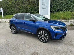RENAULT AUSTRAL ICONIC HYBRID USATO NOLA AVELLINO pieno