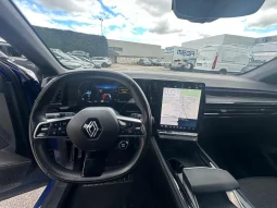 RENAULT AUSTRAL ICONIC HYBRID USATO NOLA AVELLINO pieno