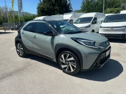 TOYOTA AYGO X 1.0 BENZINA VERDE USATO NOLA AVELLINO pieno