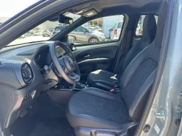 TOYOTA AYGO X 1.0 BENZINA VERDE USATO NOLA AVELLINO pieno