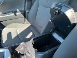 TOYOTA RAV 4 ACTIVE 2.5 HYBRID USATO NOLA AVELLINO pieno