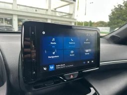 TOYOTA YARIS CROSS TREND HYBRID GREY USATO NOLA AVELLINO pieno