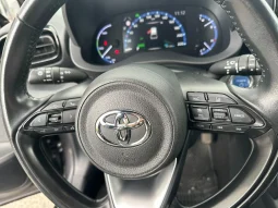 TOYOTA YARIS CROSS TREND HYBRID GREY USATO NOLA AVELLINO pieno