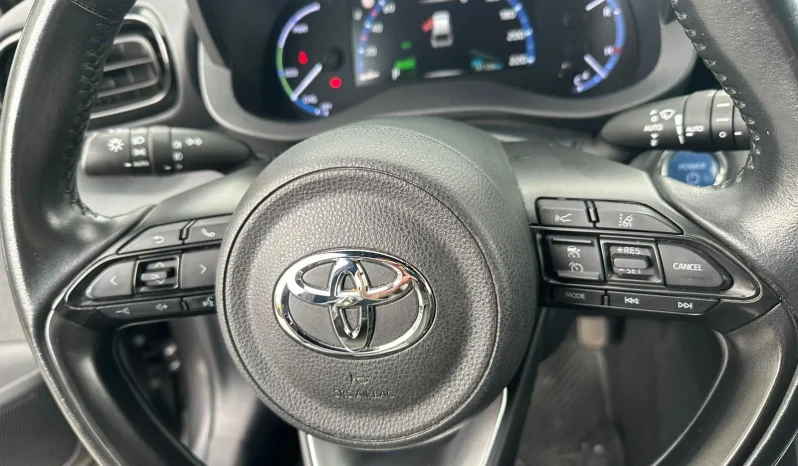 TOYOTA YARIS CROSS TREND HYBRID GREY USATO NOLA AVELLINO pieno