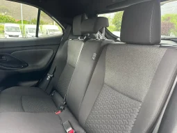 TOYOTA YARIS CROSS TREND HYBRID GREY USATO NOLA AVELLINO pieno