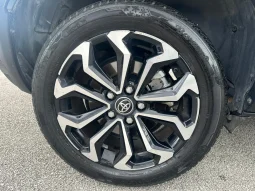 TOYOTA YARIS CROSS TREND HYBRID GREY USATO NOLA AVELLINO pieno