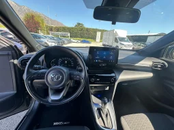 TOYOTA YARIS CROSS OXIDE HYBRID USATO NOLA AVELLINO pieno