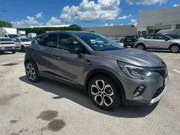 RENAULT CAPTUR INTENS FULL HYBRID USATO NOLA AVELLINO pieno