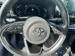 TOYOTA YARIS CROSS ADVENTURE 1.5 HYBRID USATO NOLA AVELLINO pieno
