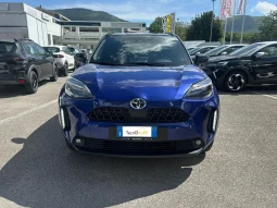 TOYOTA YARIS CROSS TREND 1.5 HYBRID BLUE USATO NOLA AVELLINO pieno