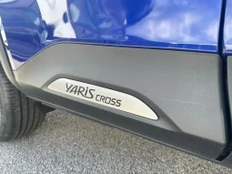 TOYOTA YARIS CROSS TREND 1.5 HYBRID BLUE USATO NOLA AVELLINO pieno