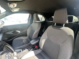 TOYOTA YARIS CROSS TREND 1.5 HYBRID BLUE USATO NOLA AVELLINO pieno