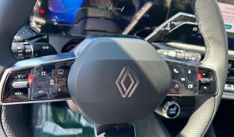 NUOVA RENAULT CLIO TECHNO FULL HYBRID BIANCO KM 0 NOLA AVELLINO pieno