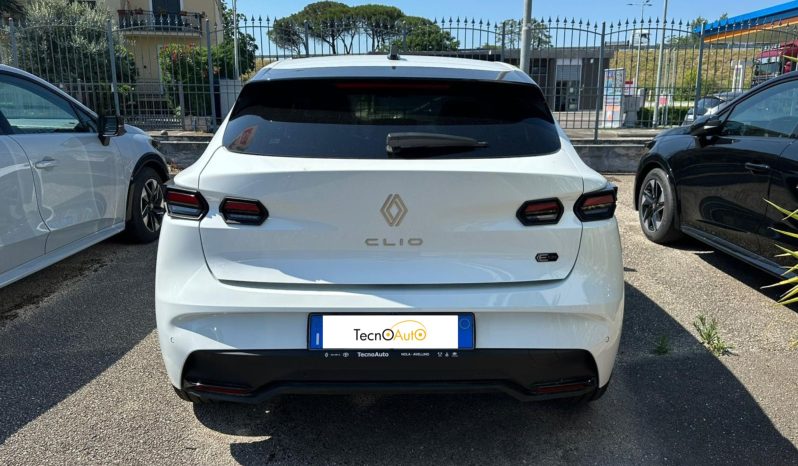 NUOVA RENAULT CLIO TECHNO FULL HYBRID BIANCO KM 0 NOLA AVELLINO pieno