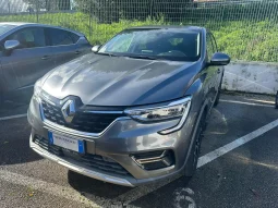 RENAULT ARKANA INTENS FULL HYBRID GRAFITE USATO NOLA AVELLINO pieno