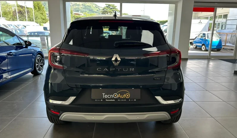 RENAULT CAPTUR PLUG-IN HYBRID BLU USATO NOLA AVELLINO pieno
