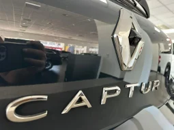 RENAULT CAPTUR PLUG-IN HYBRID BLU USATO NOLA AVELLINO pieno