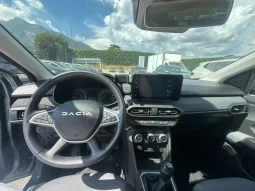DACIA SANDERO STEPWAY GPL VERDE USATO NOLA AVELLINO pieno