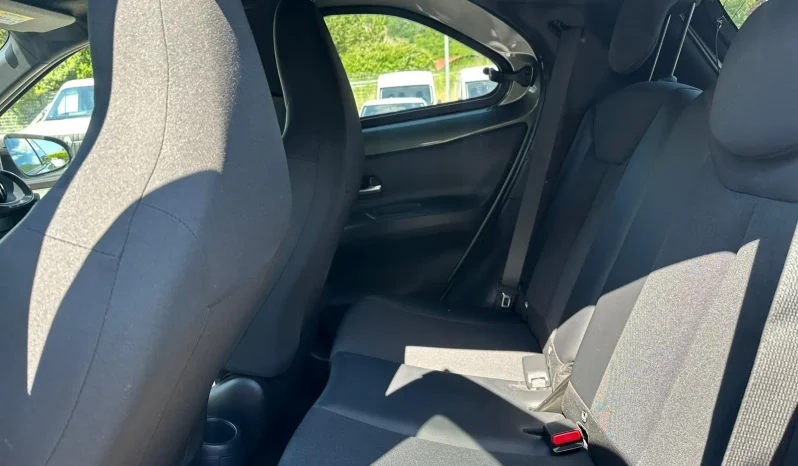 TOYOTA AYGO X 1.0 BENZINA LOUNGE VERDE USATO NOLA AVELLINO pieno