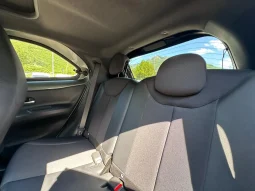 TOYOTA AYGO X 1.0 BENZINA LOUNGE VERDE USATO NOLA AVELLINO pieno