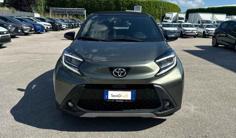 TOYOTA AYGO X 1.0 BENZINA LOUNGE VERDE USATO NOLA AVELLINO pieno