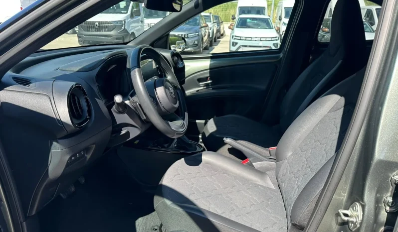 TOYOTA AYGO X 1.0 BENZINA LOUNGE VERDE USATO NOLA AVELLINO pieno