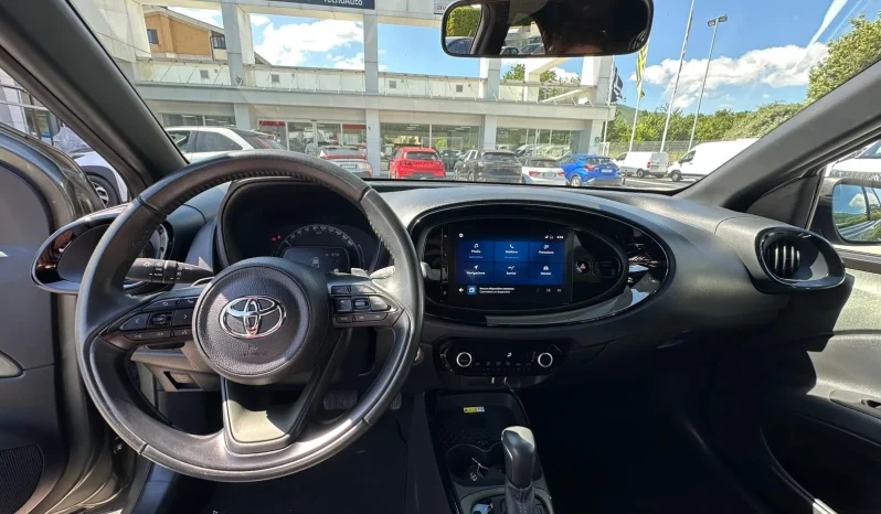 TOYOTA AYGO X 1.0 BENZINA LOUNGE VERDE USATO NOLA AVELLINO pieno
