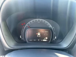 TOYOTA AYGO X 1.0 BENZINA LOUNGE VERDE USATO NOLA AVELLINO pieno