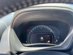 TOYOTA AYGO X LOUNGE 1.0B USATO NOLA AVELLINO pieno