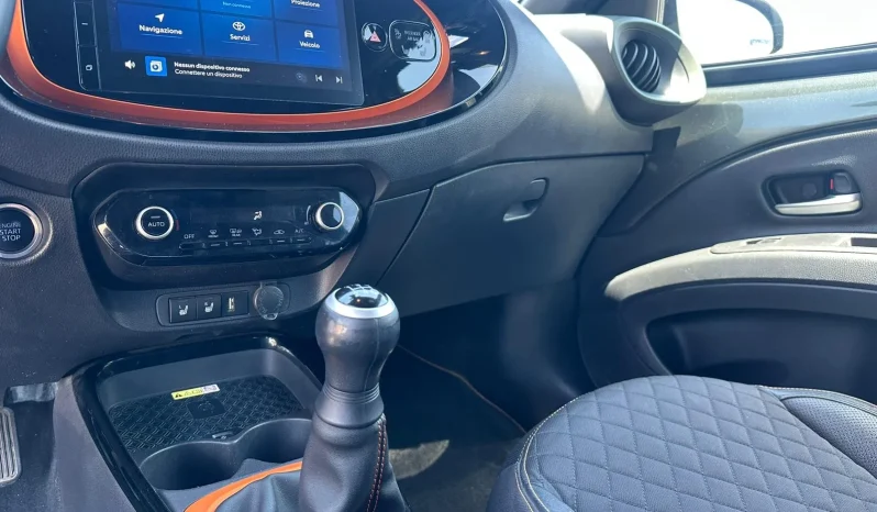 TOYOTA AYGO X LOUNGE 1.0B USATO NOLA AVELLINO pieno