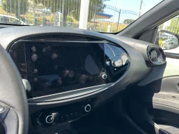 TOYOTA AYGO X BENZINA LOUNGE GREEN USATO NOLA AVELLINO pieno