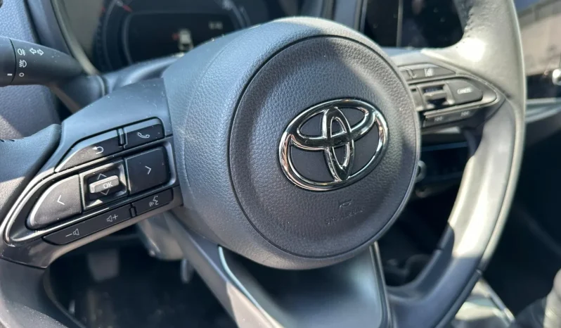 TOYOTA AYGO X BENZINA LOUNGE GREEN USATO NOLA AVELLINO pieno