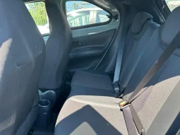TOYOTA AYGO X BENZINA LOUNGE GREEN USATO NOLA AVELLINO pieno