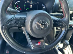 TOYOTA YARIS CROSS GR SPORT ROSSO HYBRID USATO NOLA AVELLINO pieno